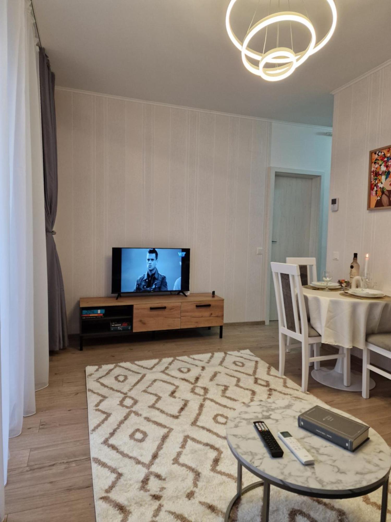 Studio&Garden! Roşu Exteriör bild